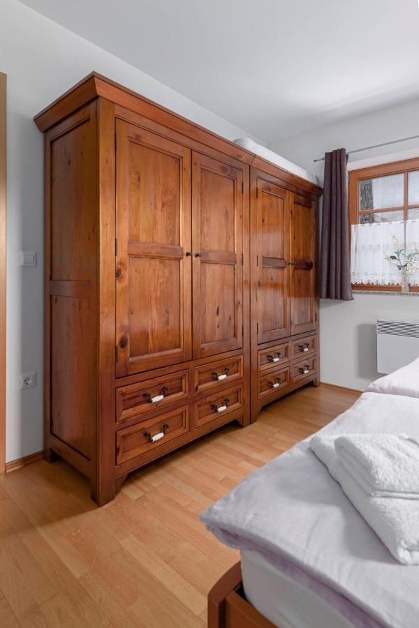 Apartma Metka Medvode Bagian luar foto